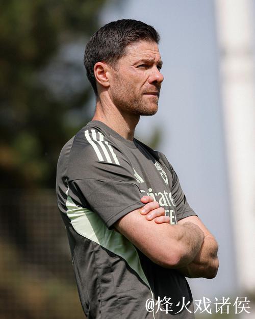 后防伤情让阿隆索难出成绩?免签世一边寄予厚望,怎奈伤情如此多 后防伤情让阿隆索难出成绩?免签世一边寄予厚望,怎奈伤情如此多