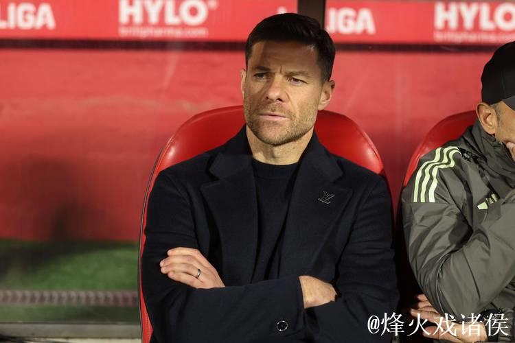 阿隆索:我拥有球员的支持 现在只想着欧冠比赛 阿隆索:我拥有球员的支持 现在只想着欧冠比赛