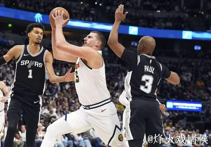 文班亚马35+18力压约基奇41+18 马刺击败掘金 国王拿下灰熊 文班亚马35+18力压约基奇41+18 马刺击败掘金 国王拿下灰熊